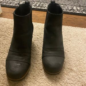 Black Sorel Wedge booties. Waterproof.